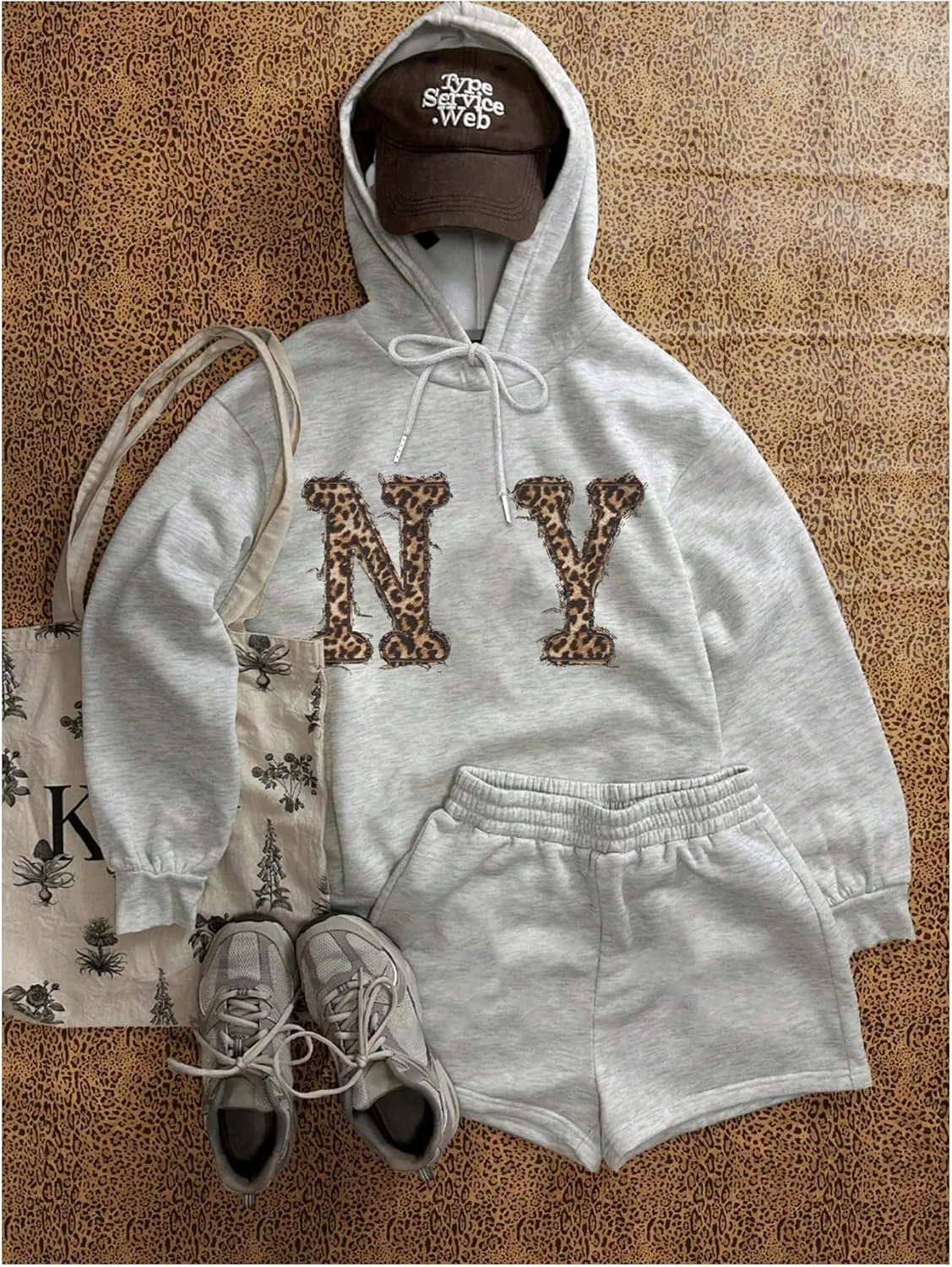 COZYEASE Women's Oversized Leopard Graphic Hoodie Long Sleeve Drawstring Hooded Sweatshirts Preppy Pullovers