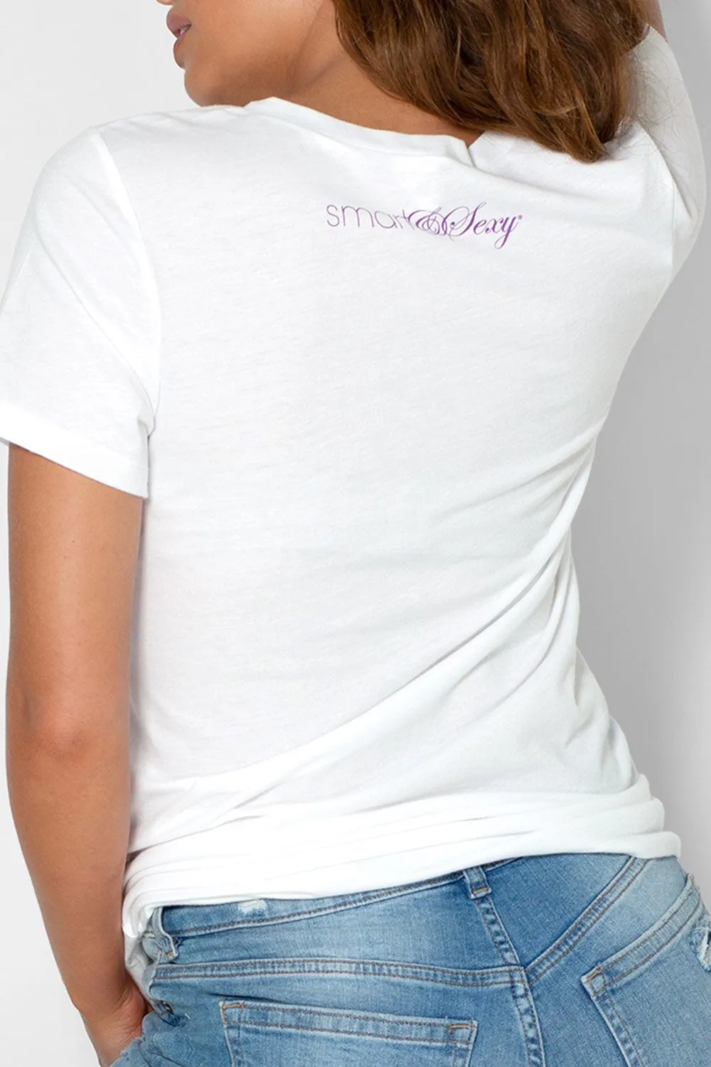 Empowered Graphic V-Neck Shirt | Dates