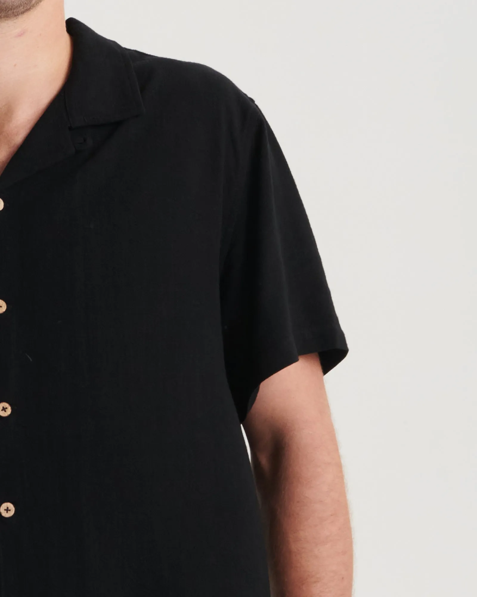 Ernie SS Resort Shirt - Black