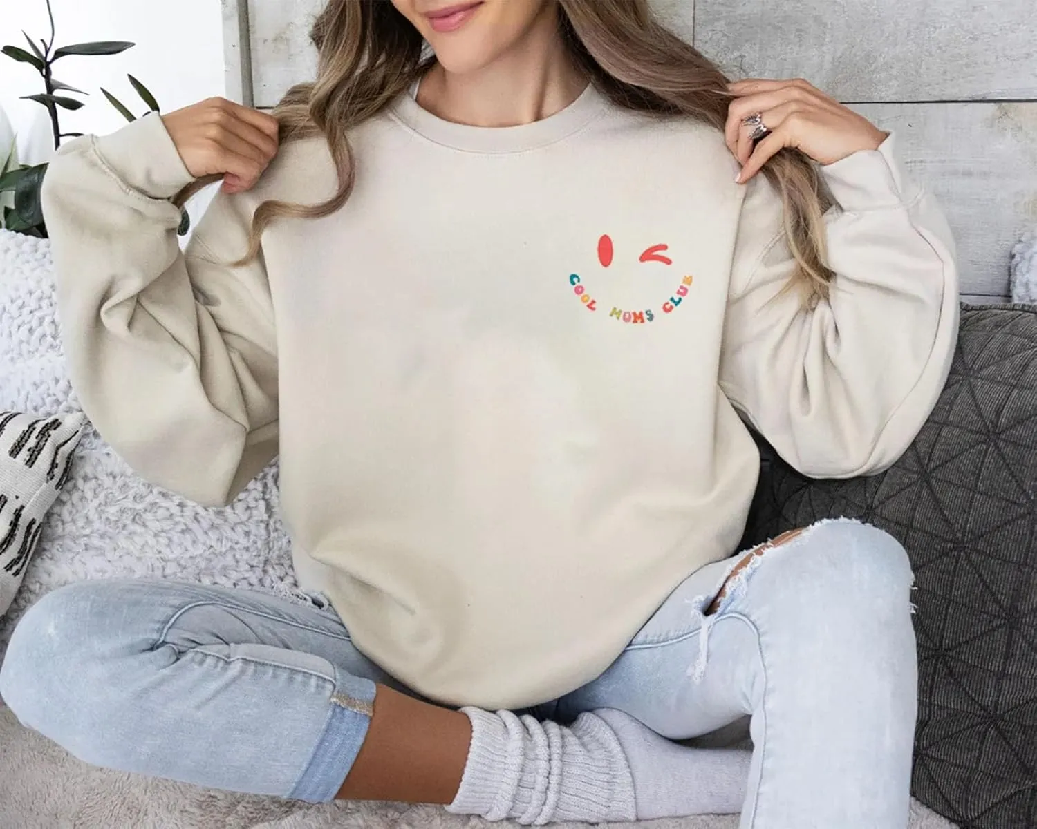 FISCRAT Oversized Mama Sweatshirt Women Casual Mom Life Long Sleeve Pullovers Tops