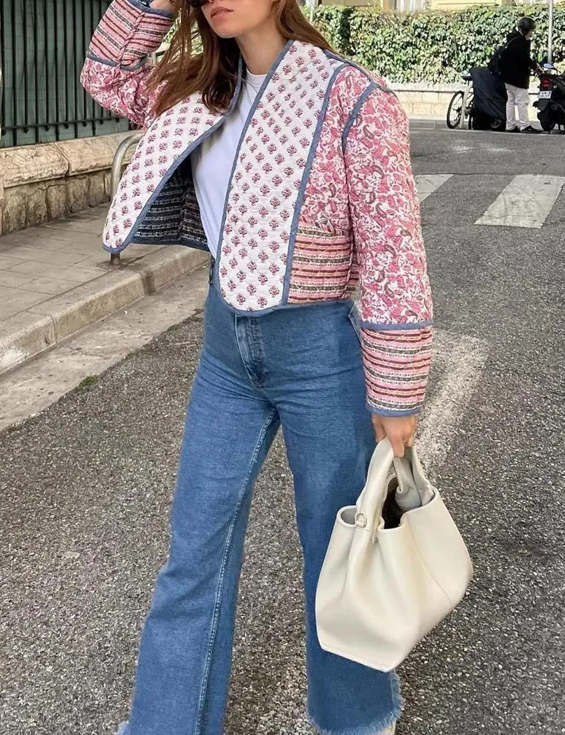 Flygo Women Cropped Puffer Jacket Cardigan Floral Printed Quilted Coats Lightweight Open Front Crop Padded Down Jackets