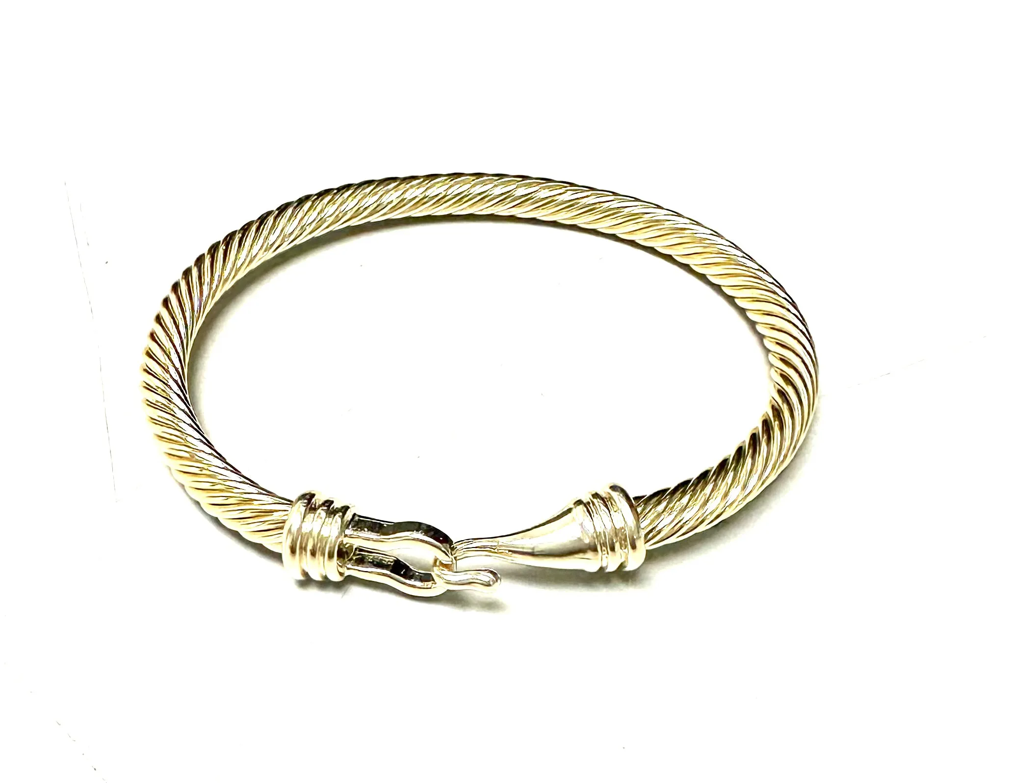 Gold Cable Buckle Bracelet