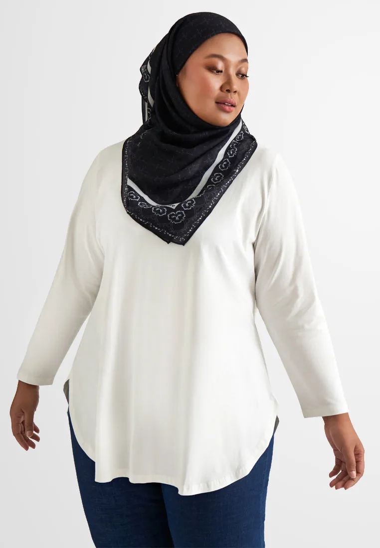 Larisa EVERYDAY Basic Long Sleeve Tee
