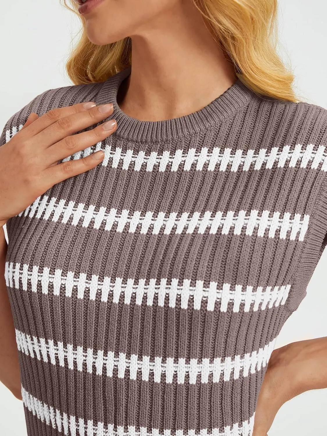 LILLUSORY Women's Summer Sweater Cap Sleeve Tops Sleeveless Tanks Knit Vest Spring Trendy Outfits 2025