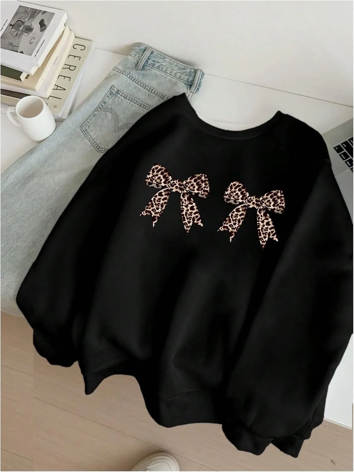 Milumia Women's Leopard Bow Print Sweatshirt Crewneck Long Sleeve Pullovers