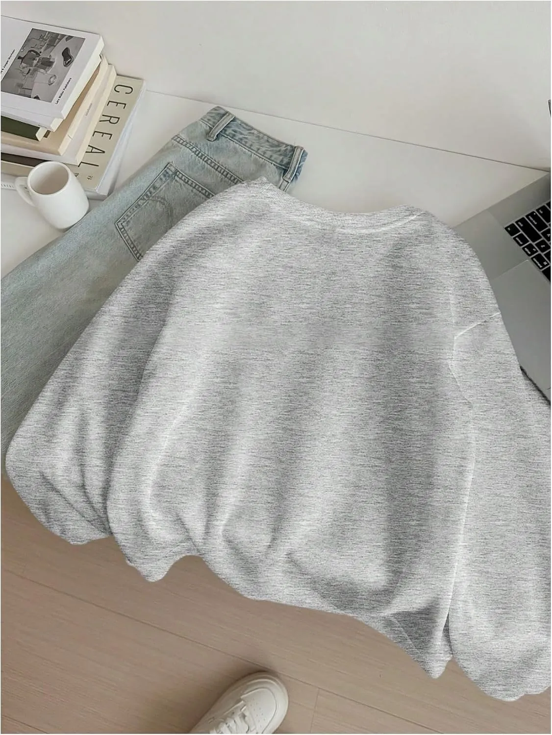 Milumia Women's Leopard Bow Print Sweatshirt Crewneck Long Sleeve Pullovers