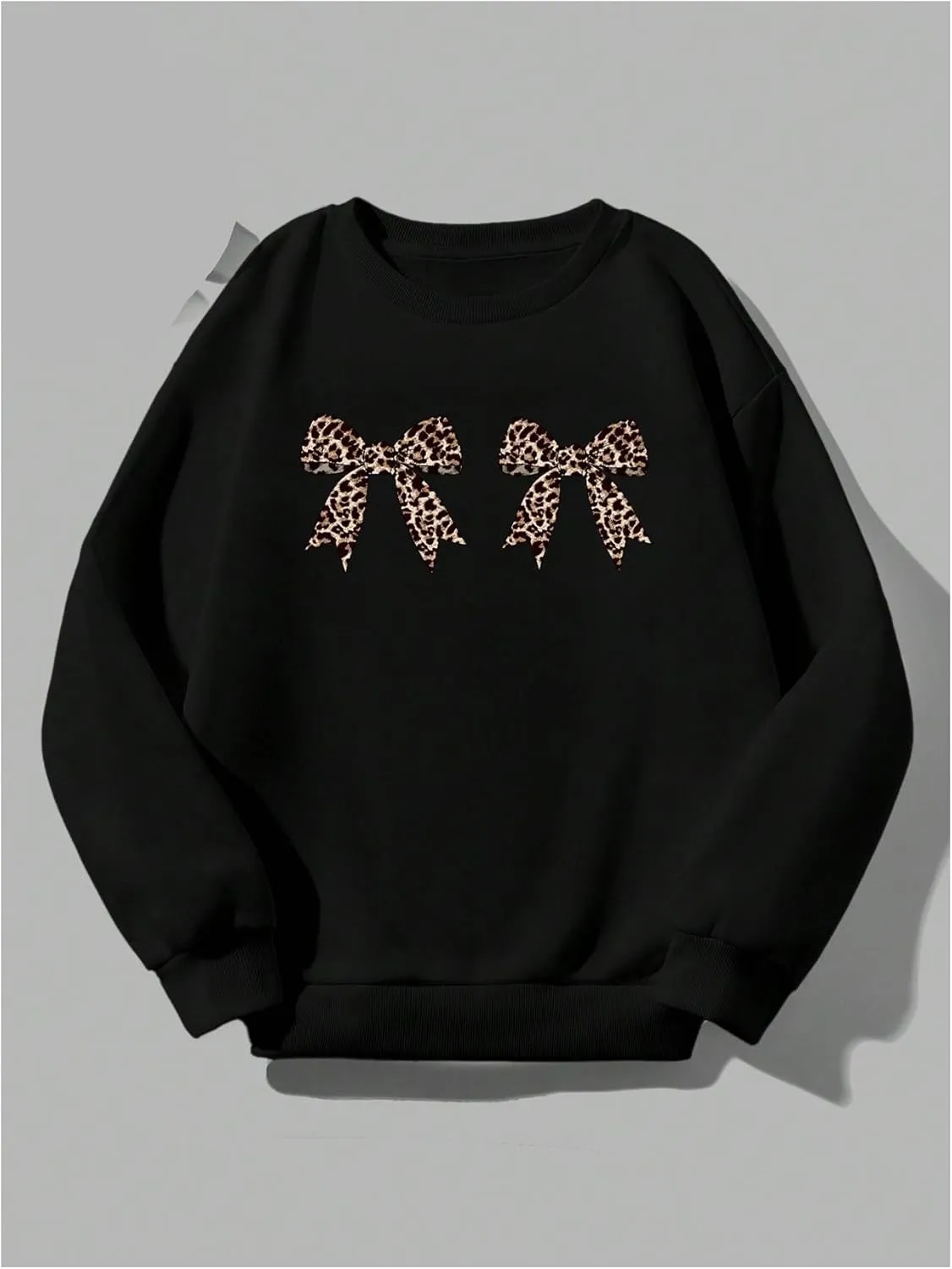 Milumia Women's Leopard Bow Print Sweatshirt Crewneck Long Sleeve Pullovers