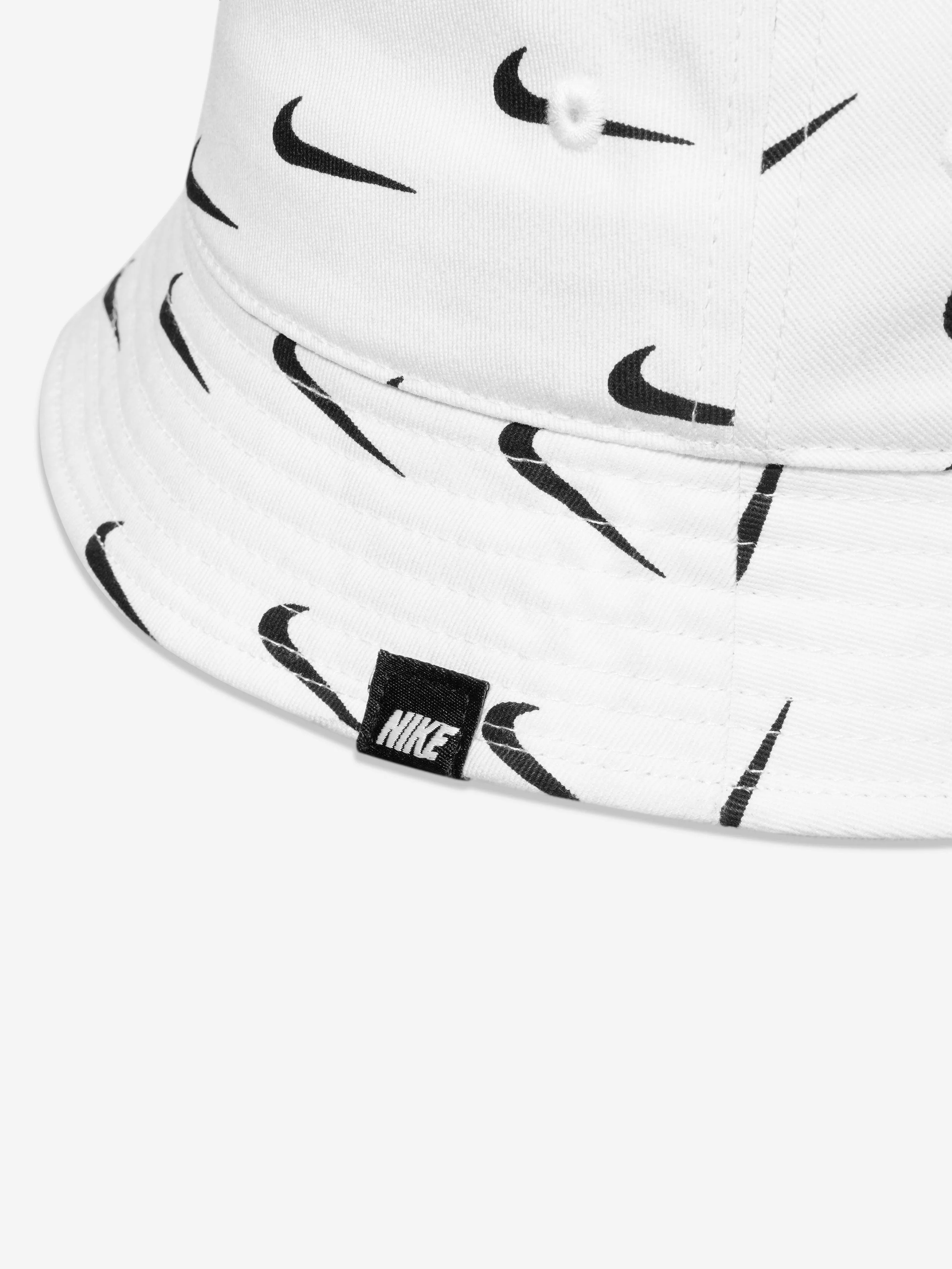 Nike Kids Swoosh Print Bucket Hat in White
