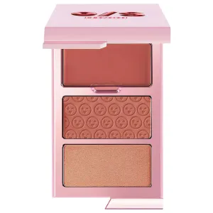 One/Size - Cheek Clapper 3D Blush Trio Palette - Very That
