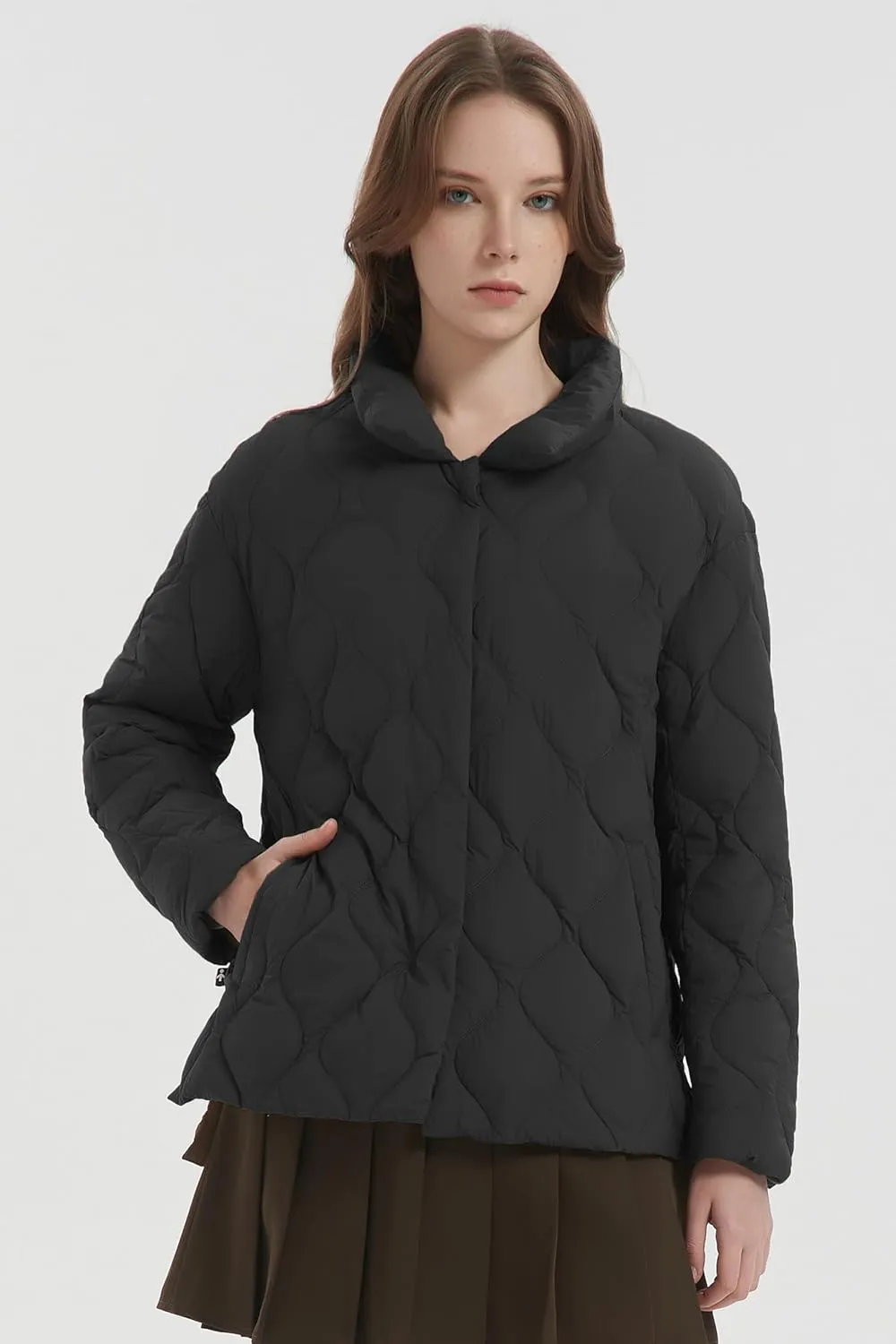 Orolay Women's Oversized Puffer Jacket Lightweight Quilted Down Coat Water Repellent Casual Outerwear