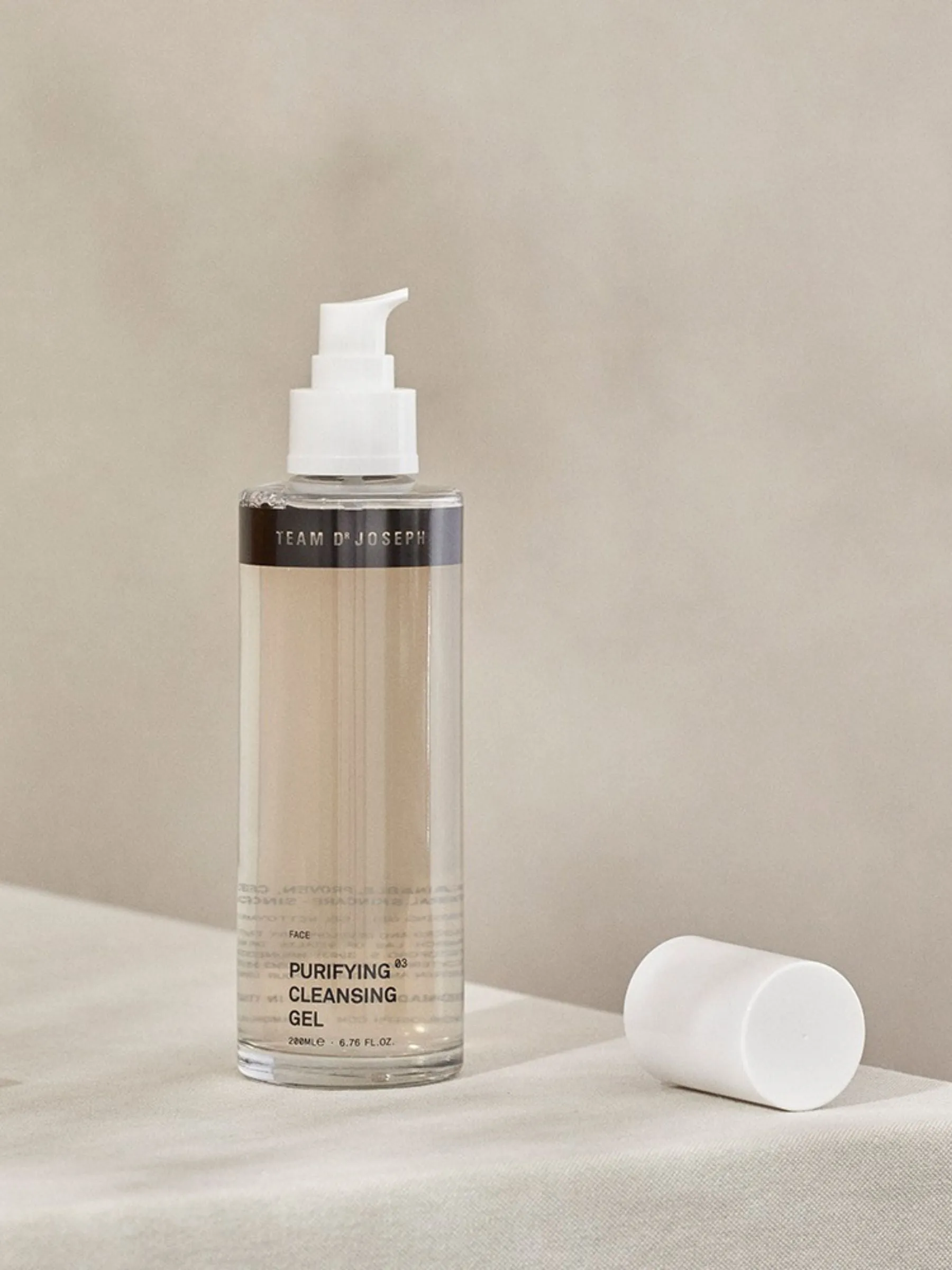 Purifying Cleansing Gel 200 ml | Team Dr Joseph