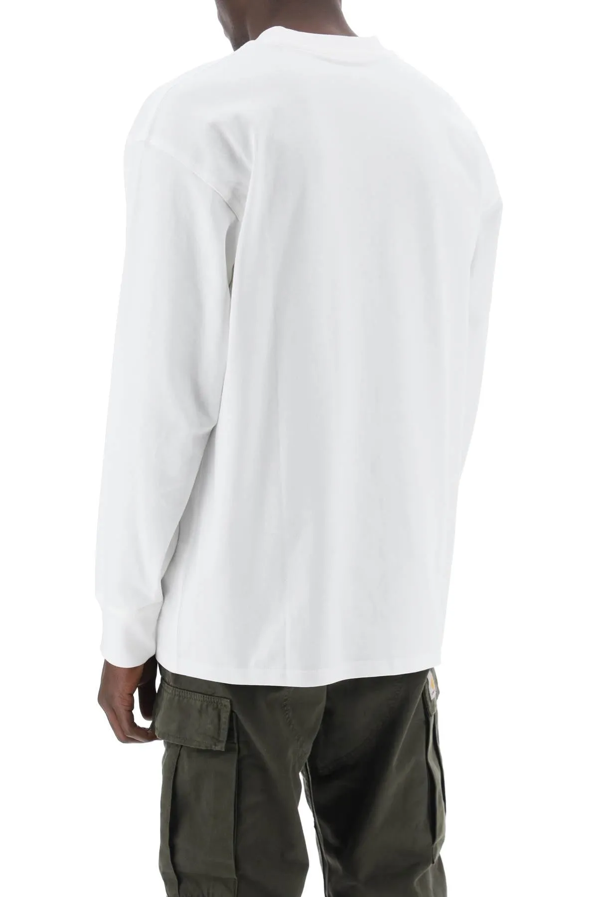 "long-sleeved t-shirt with
