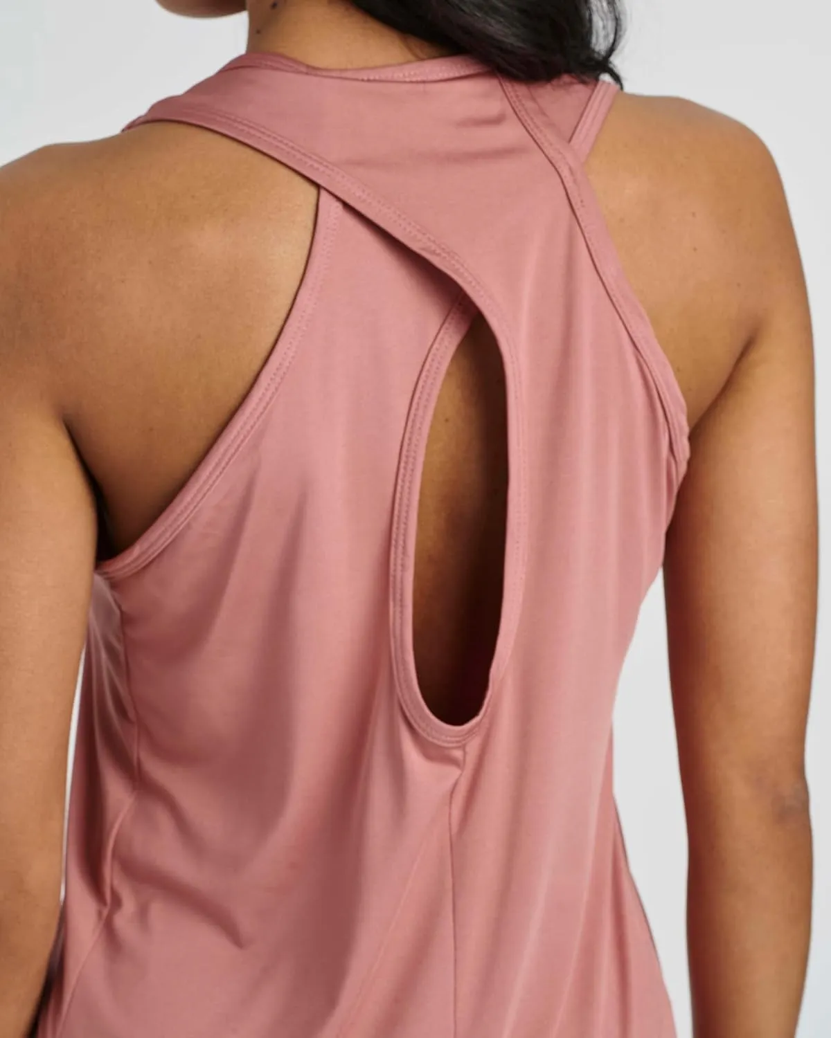 Real Essentials 5 Pack: Women's Crossback Keyhole Open Back Workout Tank Top Dry-Fit Sleeveless Yoga Gym (Available in Plus)