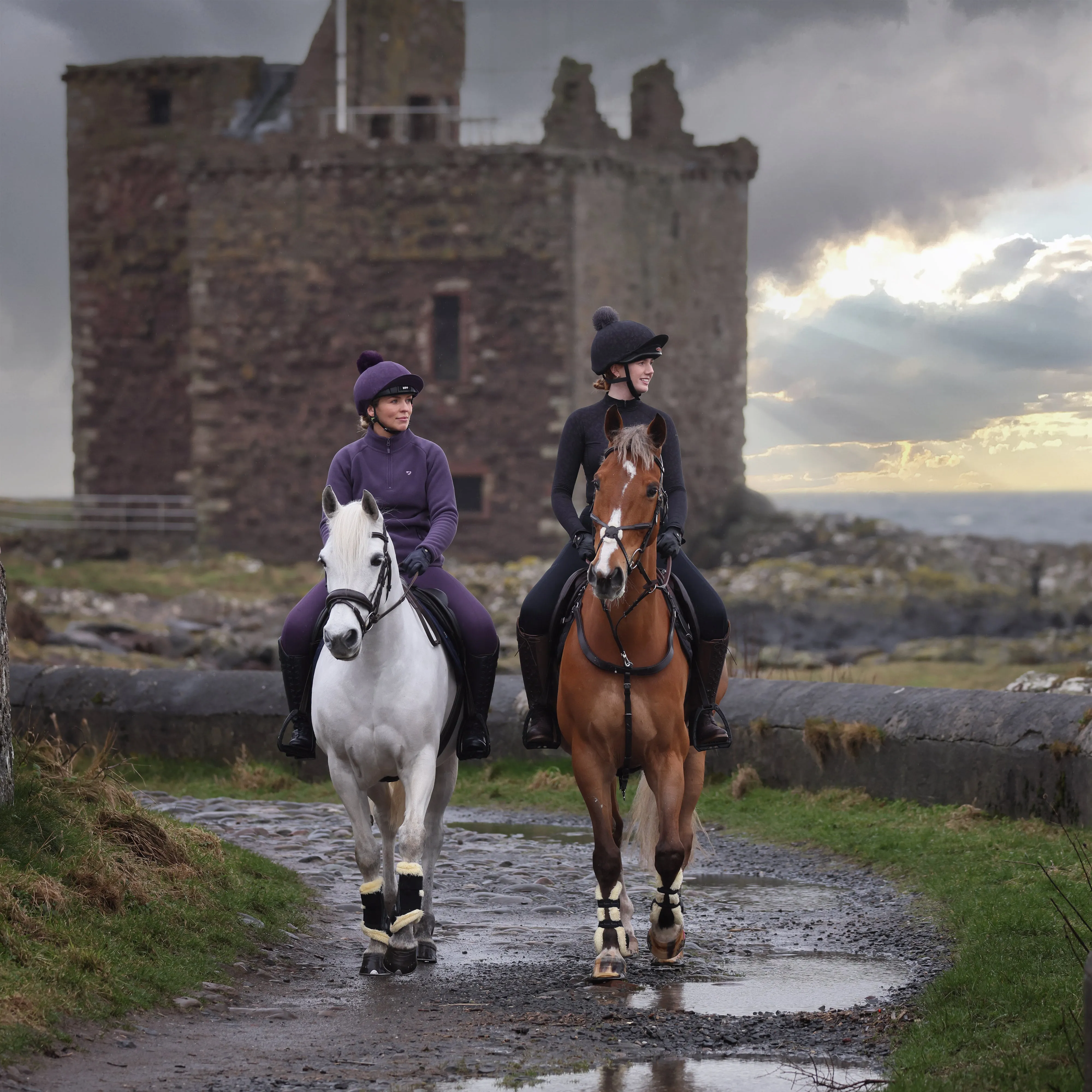Shires Aubrion Revive Long Sleeve Base Layer