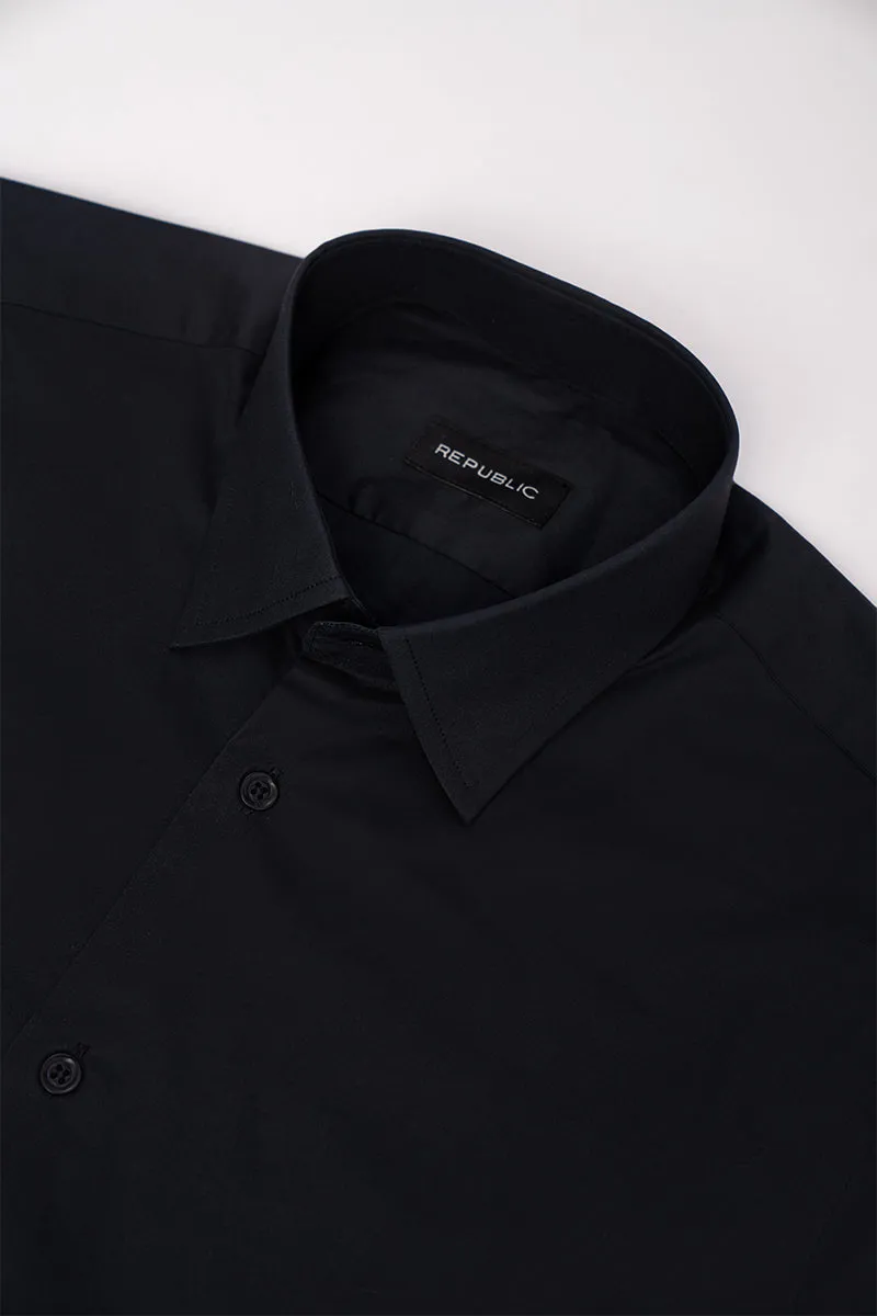 TAILORED FIT BLACK FORMAL SHIRT