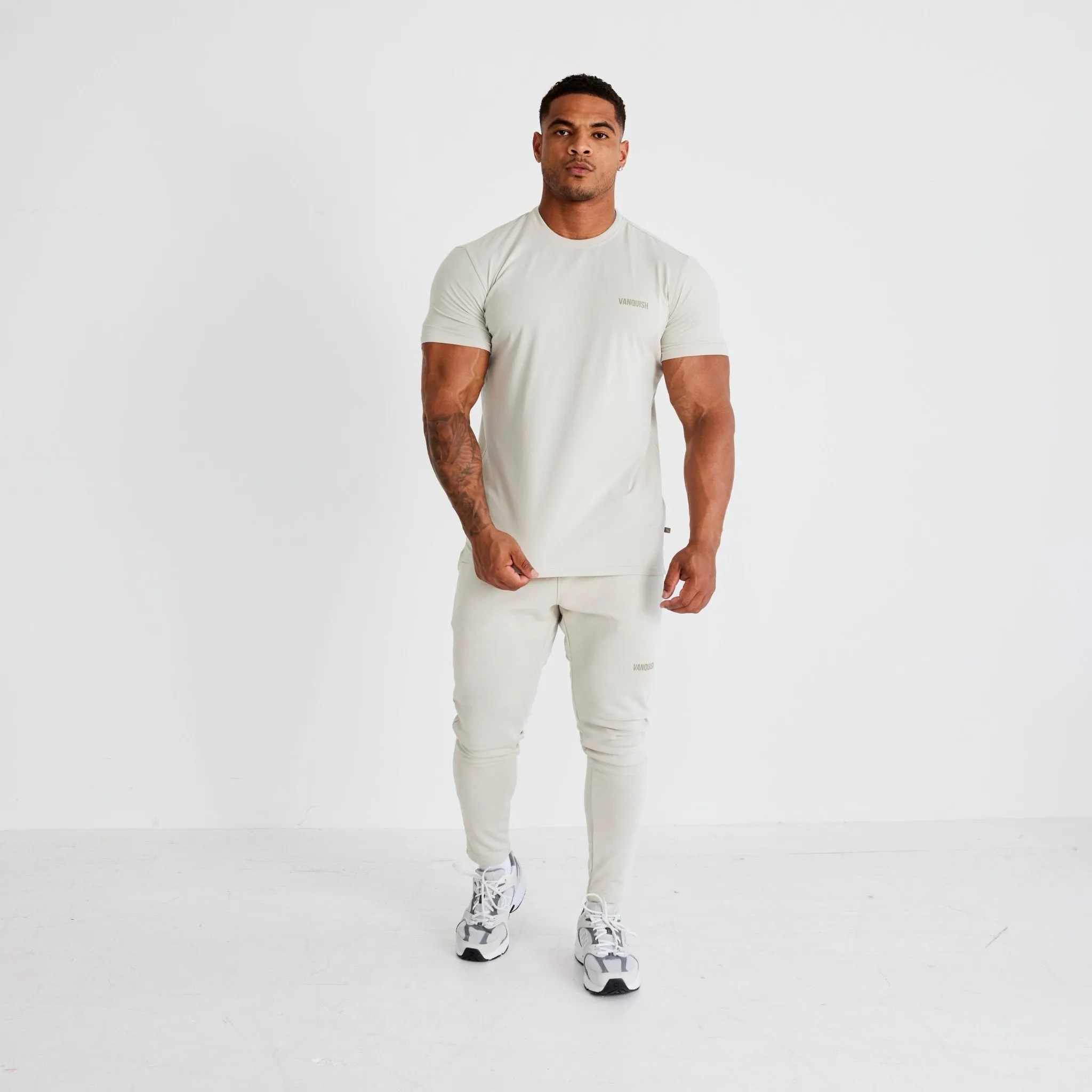 Vanquish Essential Stone Slim Fit Short Sleeve T Shirt