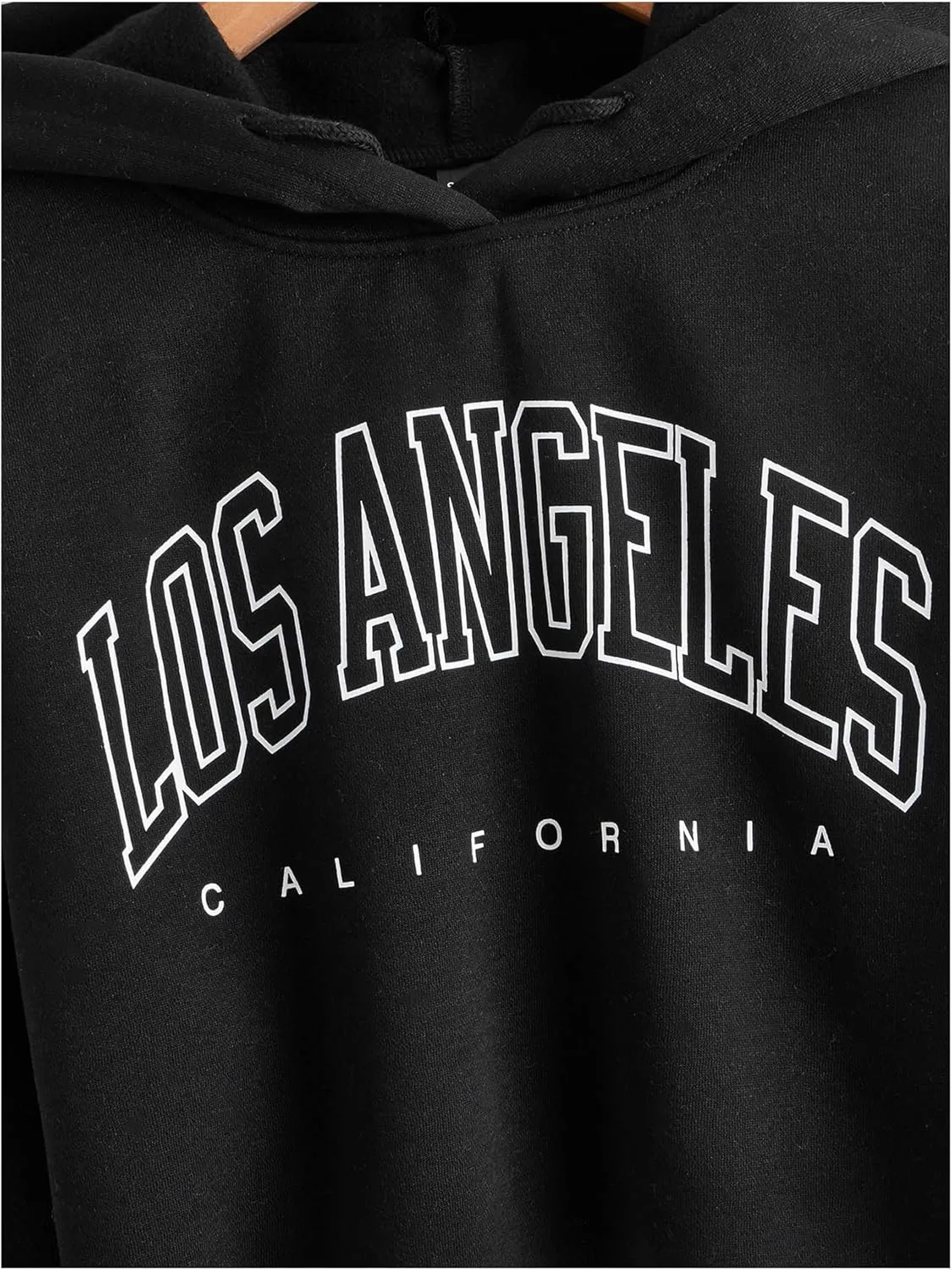 WDIRARA Women's Letter Graphic Drawstring Crop Hoodie Long Sleeve Sweatshirt Pullovers