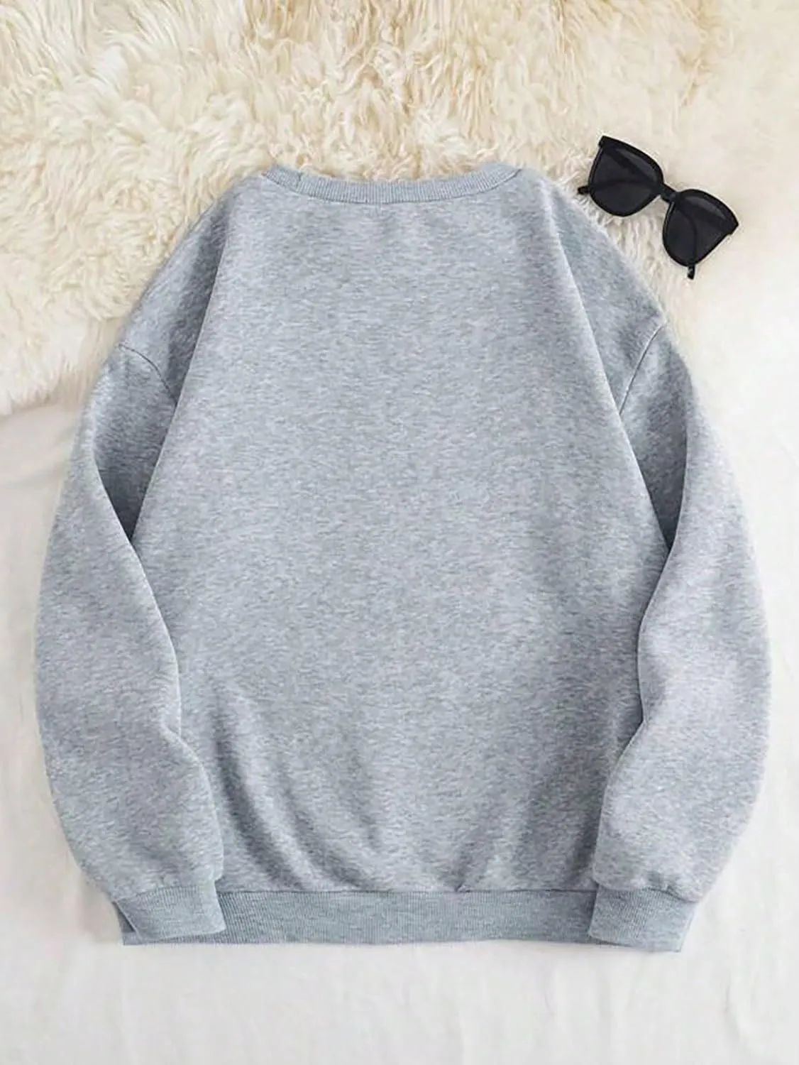 WDIRARA Women's Plus Size Letter Graphic Sweatshirt Long Sleeve Crew Neck Pullovers Top