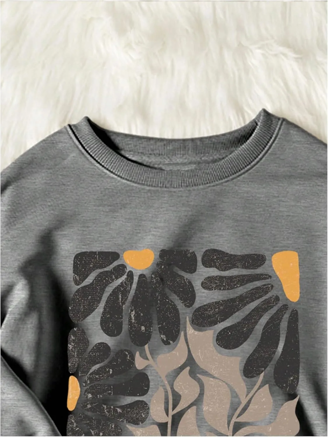 Women's Graphic Drop Shoulder Crew Neck Sweatshirt Long Sleeve Oversized Pullovers